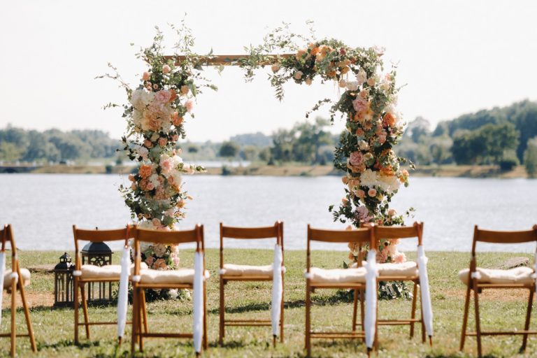 How to pick the perfect Wedding Venue